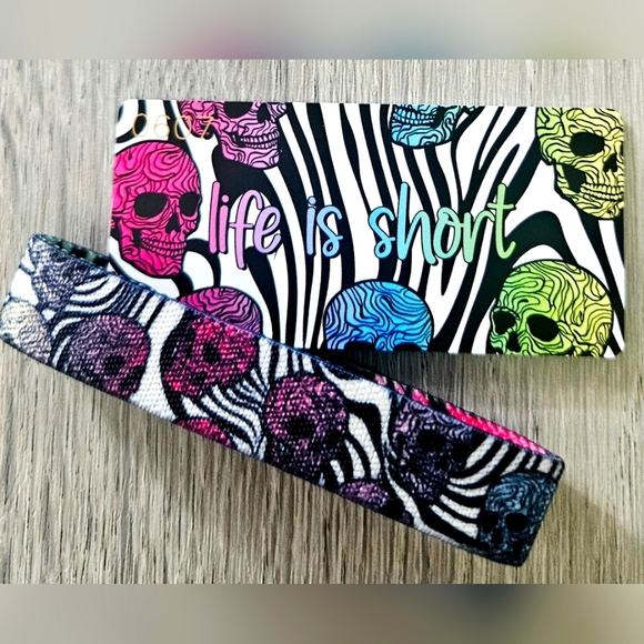 ZOX "LIFE IS SHORT" #607 OMBRE SKULL INTERACTIVE collectible wristband - Picture 1 of 11